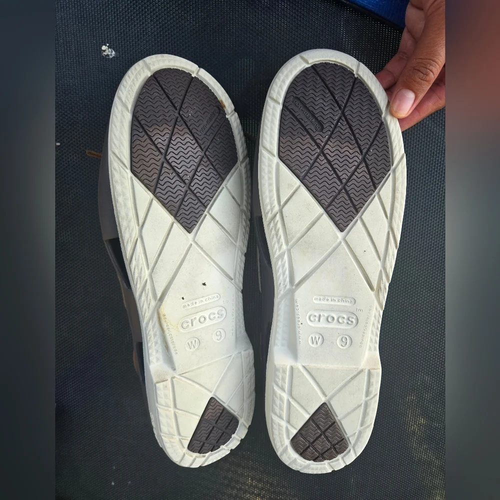 CROCS stylish brown